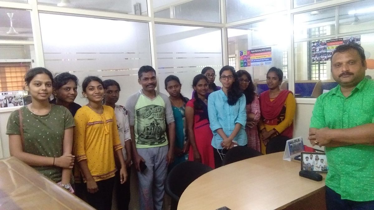 Internship/projects in noida